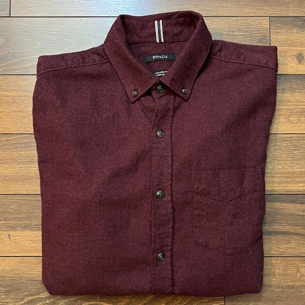 RW&CO Button Down Shirt. Size S